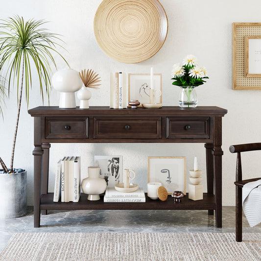 Console en bois massif avec trois tiroirs et une étagère inférieure